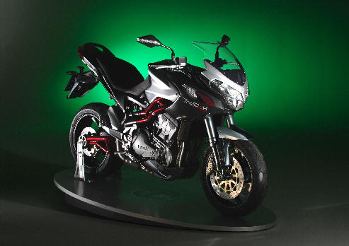 immagine benelli tre frontale