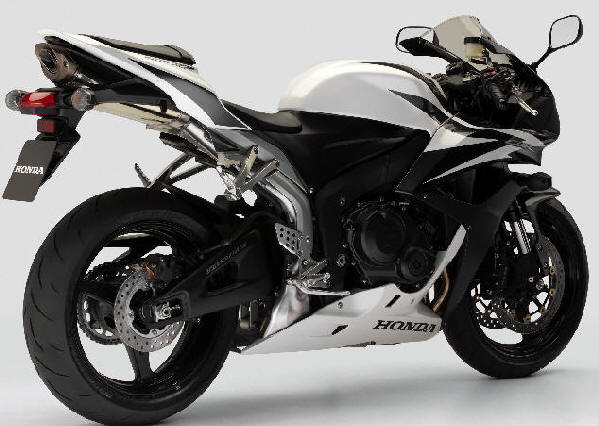honda cbr 600 rr immagine laterale